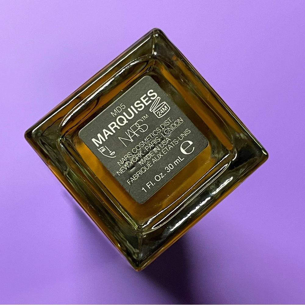 Nars natural radiant, long wear foundation in the color Marquises, medium/dark - Picture 2 of 4